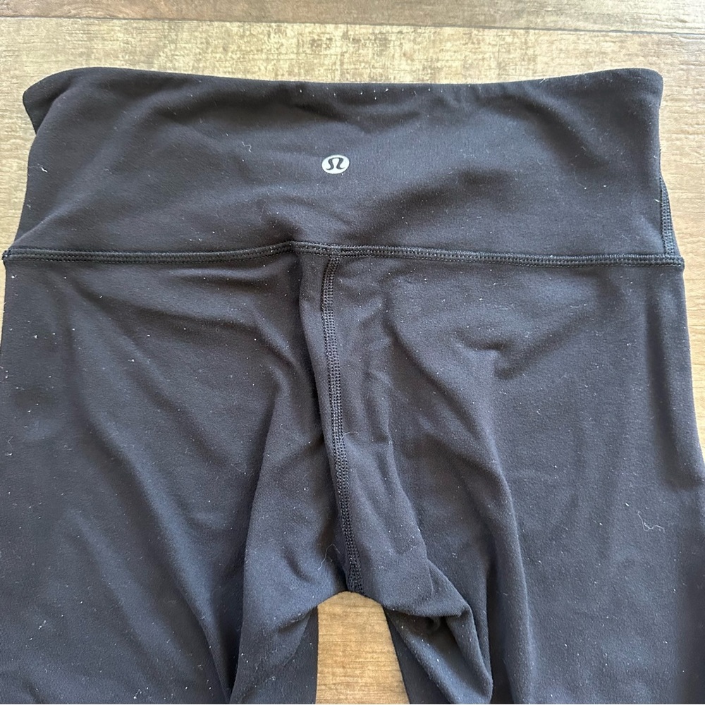Lululemon black align capri tights - Picture 5 of 7